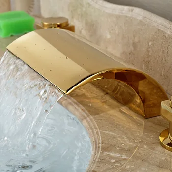 Vidric Güverte Dağı Altın Çift Kolları Havzası Musluk Yaygın Banyo 3 Delik Lavabo Mikser Musluklar