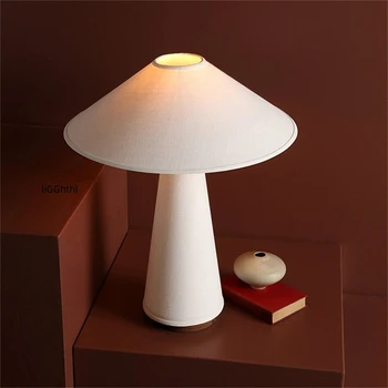 Yaratıcı Mantar Masa Lambası Çağdaş İskandinav masa ışığı LED Ev Yatak Odası Dekorasyon için